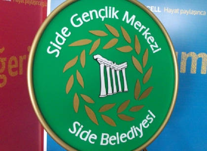 Side Gençlik Merkezi metal çelenk