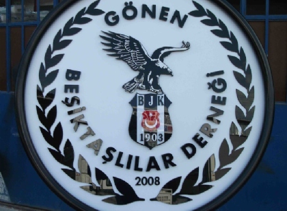 Beşiktaşlılar derneği gönen metal çelengi