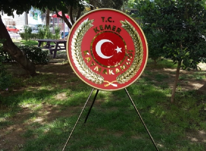 Kaymakamlık çelengi Kemer