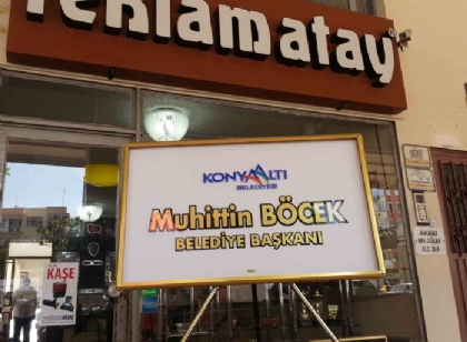 Konyaaltı belediyesi özel çelenk